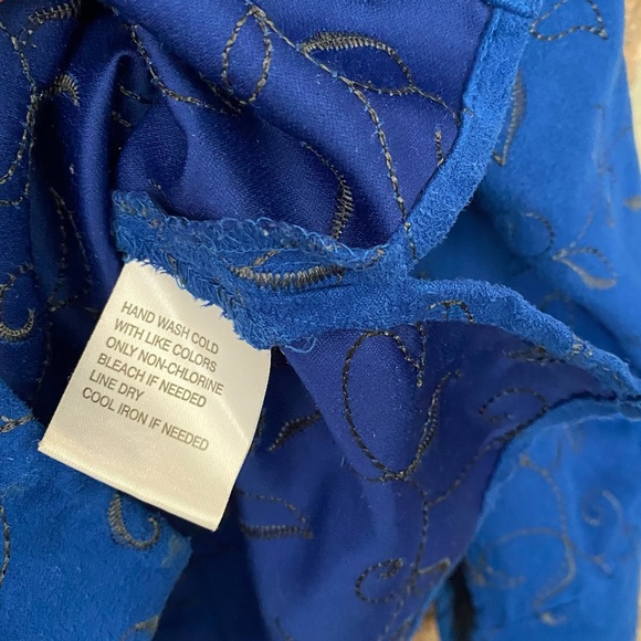 Royal Blue Sag Harbor embroidered microfibre shirt - Picture 7 of 7